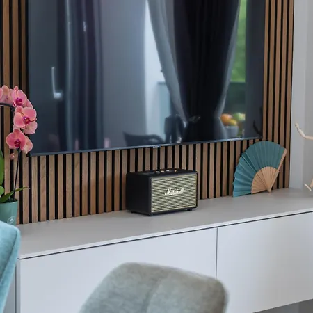 Alex Luxury 4* 로비니