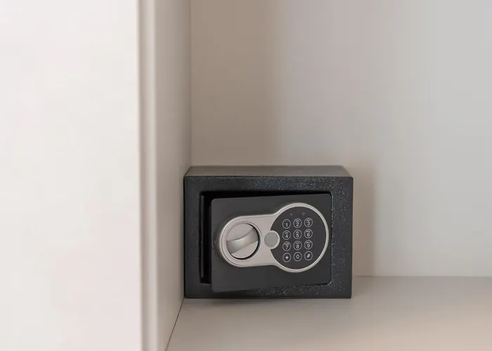 Πανσιόν Alex Luxury Ρόβινι