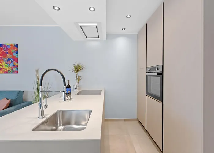 Πανσιόν Alex Luxury