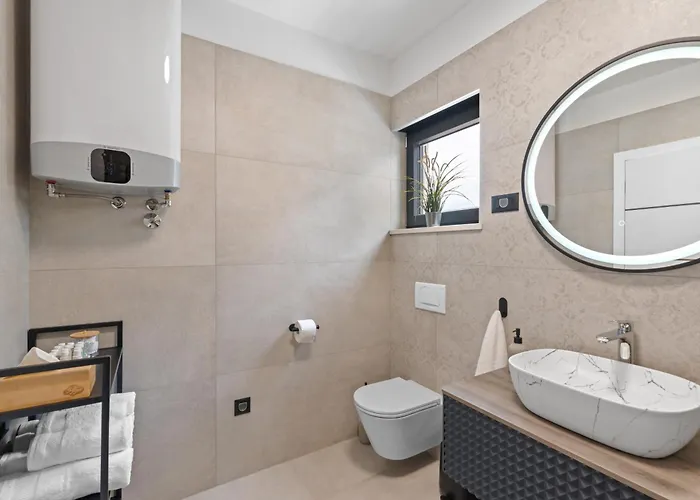 Πανσιόν Alex Luxury Ρόβινι