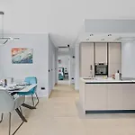 Alex Luxury 4*